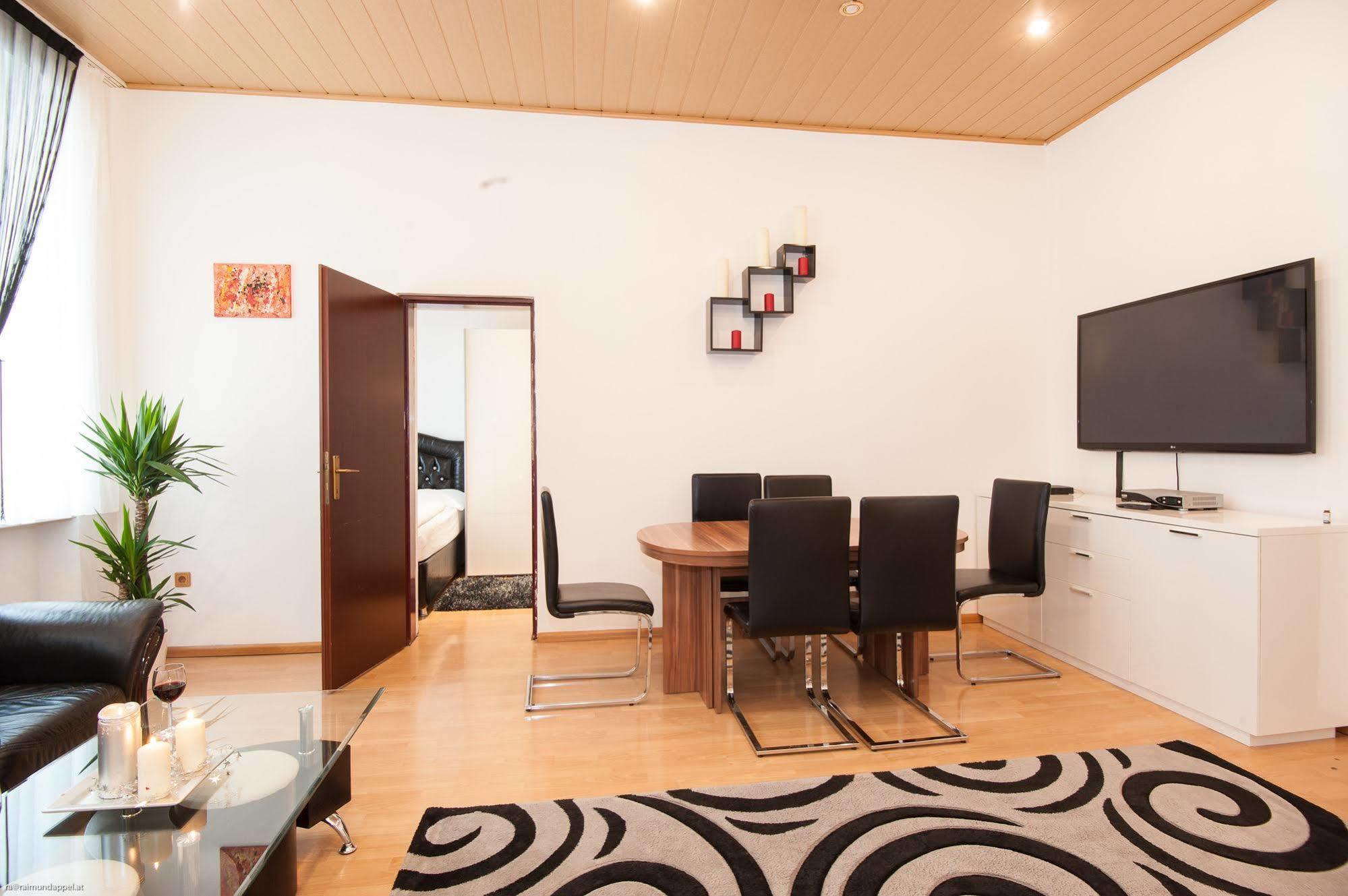 Royal Resort Apartments Urania Wiedeń Zewnętrze zdjęcie