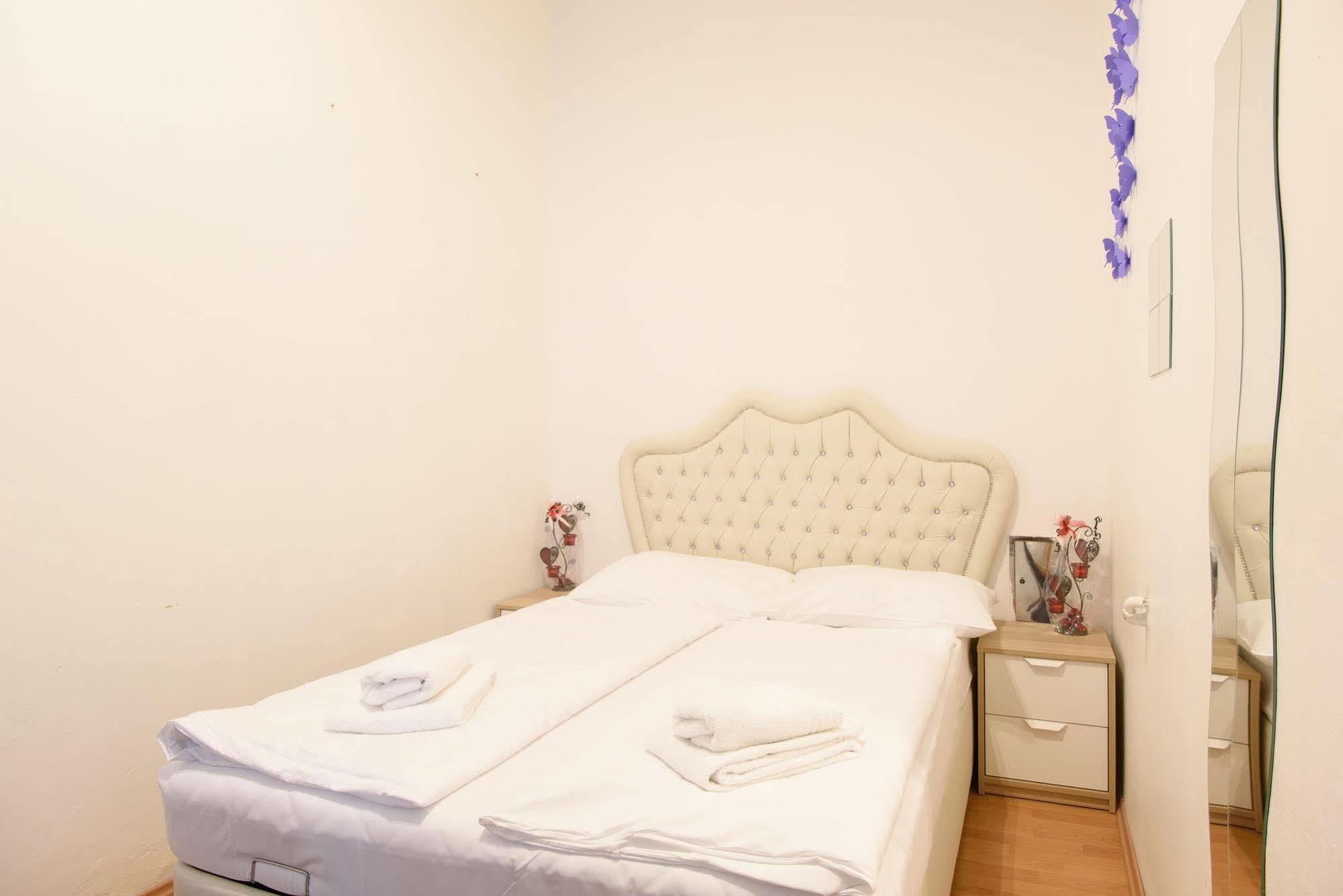Royal Resort Apartments Urania Wiedeń Zewnętrze zdjęcie